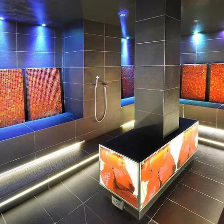 Ruhe & Wellness ! Thermen-apartment Mit Direktem Spa-zugang *