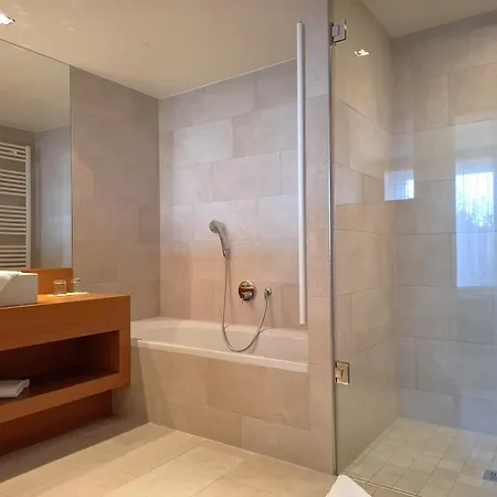 Ruhe & Wellness ! Thermen-apartment Mit Direktem Spa-zugang Appartement